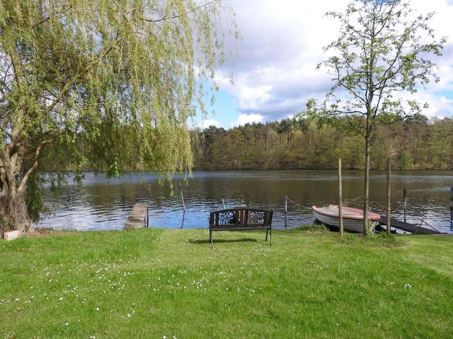 Dachwohnung Mit Wasserblick Und Eigenem Bootssteg Berlin Eksteriør billede